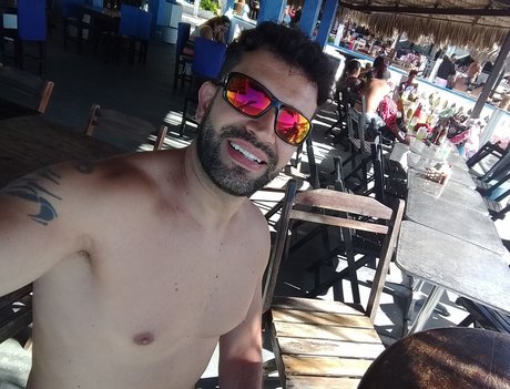 LEANDRO MAIA CRUZ nice model pic