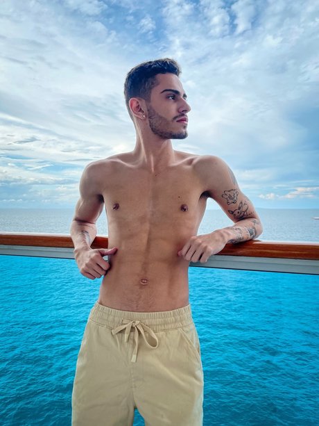 Leandro Leeme hot star archive