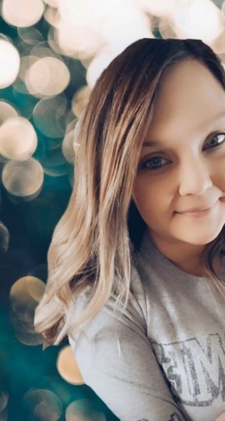 Layccc model hd picture