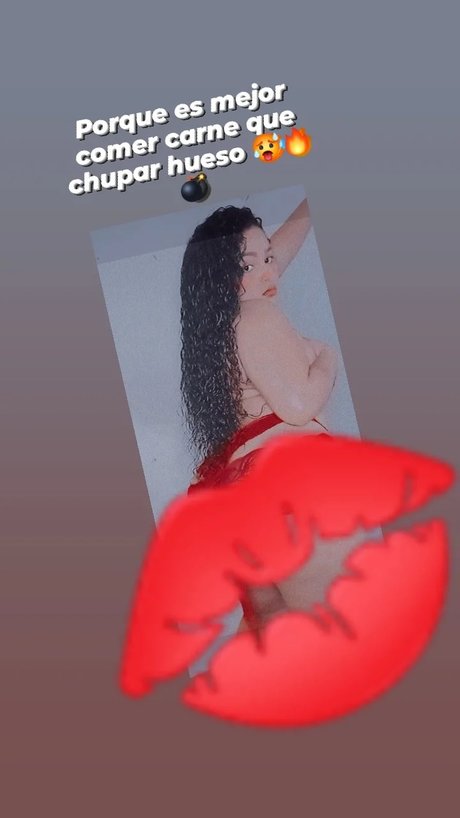 Geraldines Valdiviezo model nudes photo