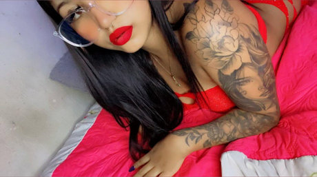 Lilithh690XXX star pornographic gallery