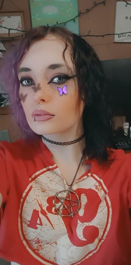 Taylor Black exclusive model img