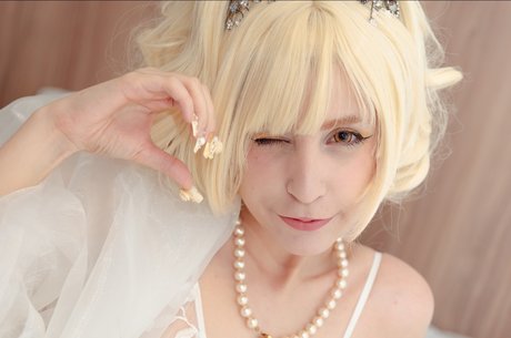 Lily Sophiyaah FREE hot model image