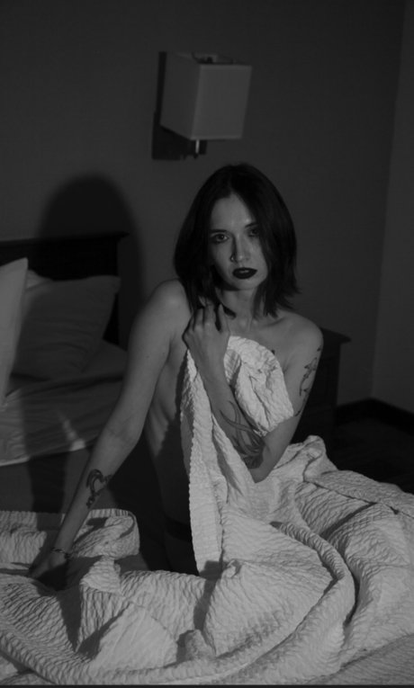 Lily Halen xxx pornstar img