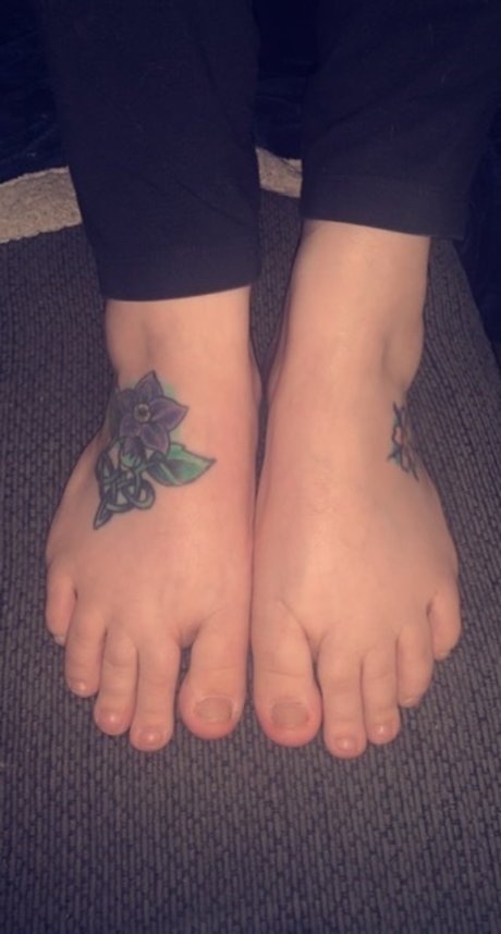 Lola G free model images