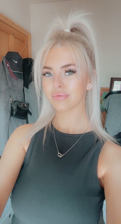 _Lucinda pornstar sex img