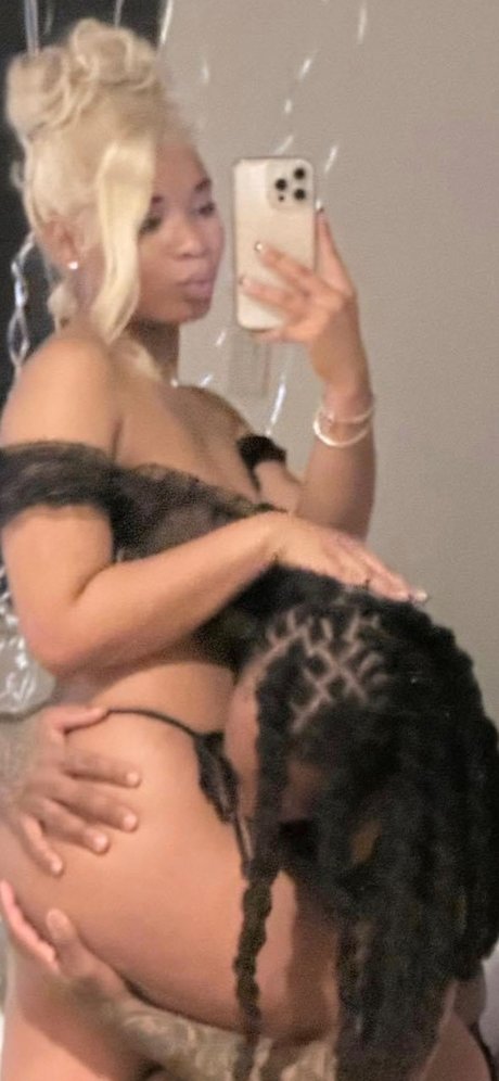 Lavelle Pipes star xxx pic