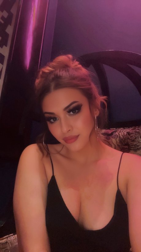 Lola Jane art actress pictures