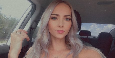 Lizzi Kitty Free Page_ star pornographic picture