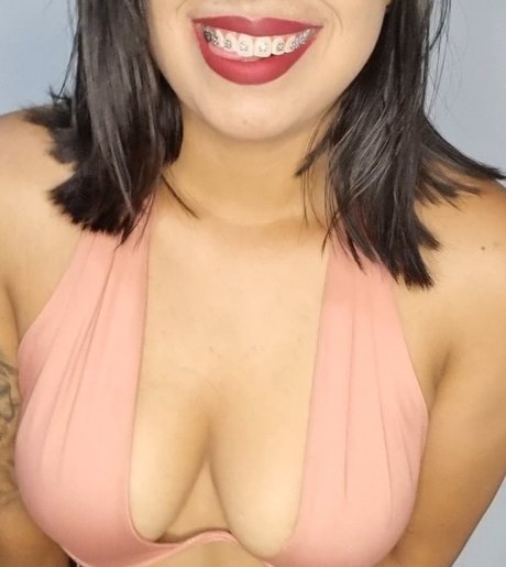 Lizan nice actress photos