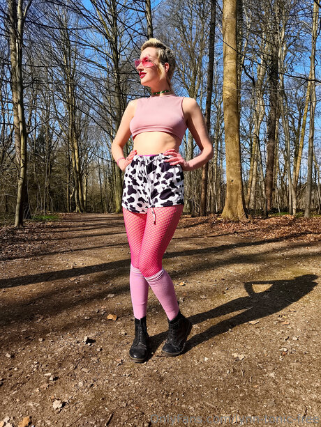 Lynn Tonic free star top pics