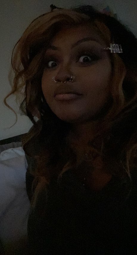 Gutter Glitter model porn pics