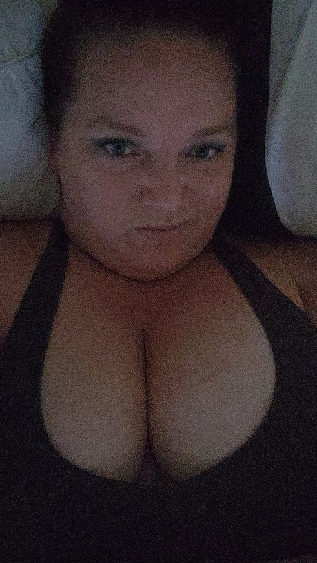 Aria Paige nude actress galleries