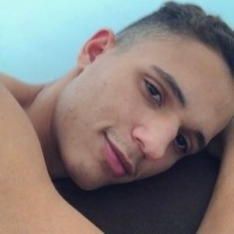 Dutra star adult photo