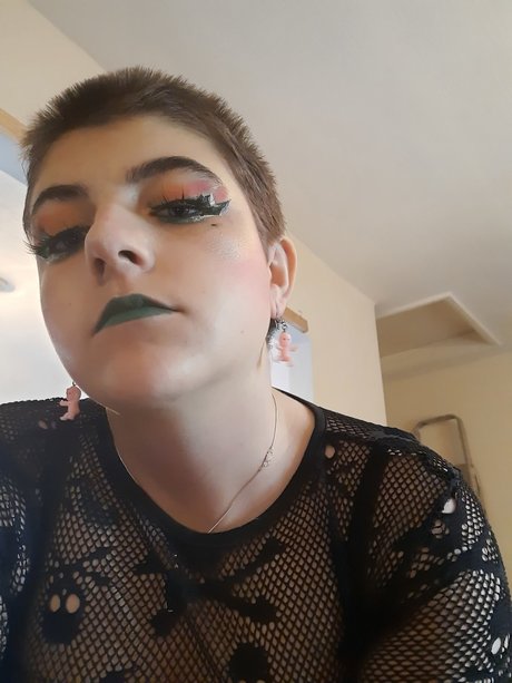 Lun star sex picture