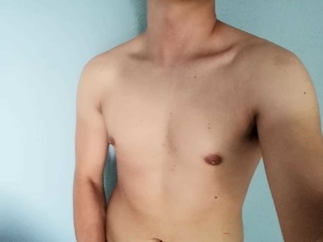 LUANN hd pornstar photo