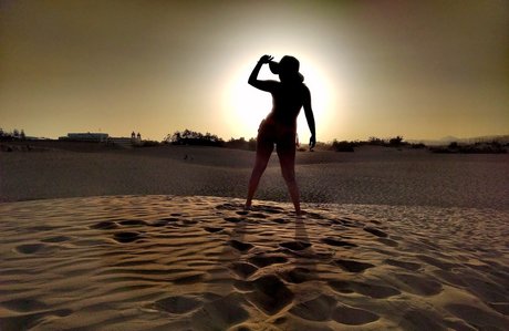 Lua Nusa Explicit_ erotic model pics