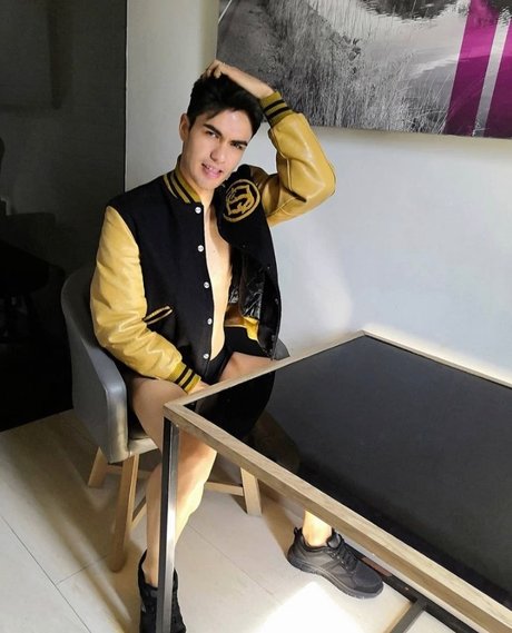 Luan Castle star xxx image