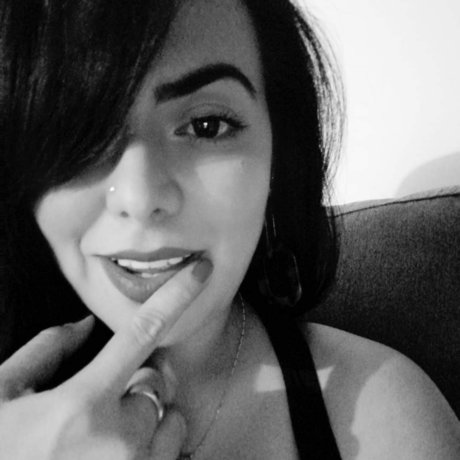 Mari uran sex model picture