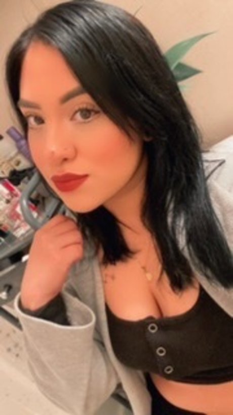 Maria Arreaga naked actress picture