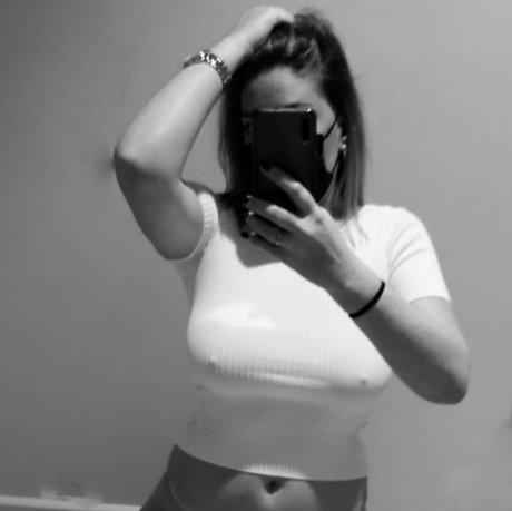 Maria Sauvage model nice pic