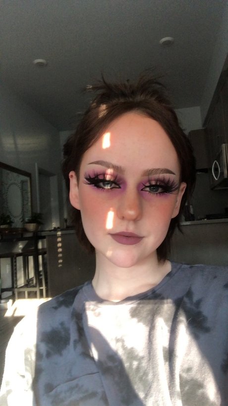 Marci June model hot pic