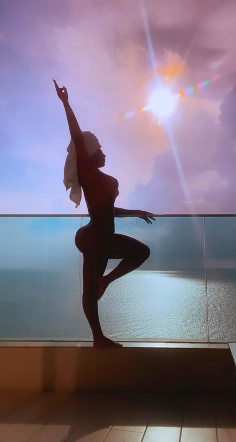 Marcela Gallego naked star photo