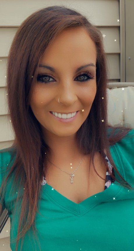 Melissa Louise erotic model pics