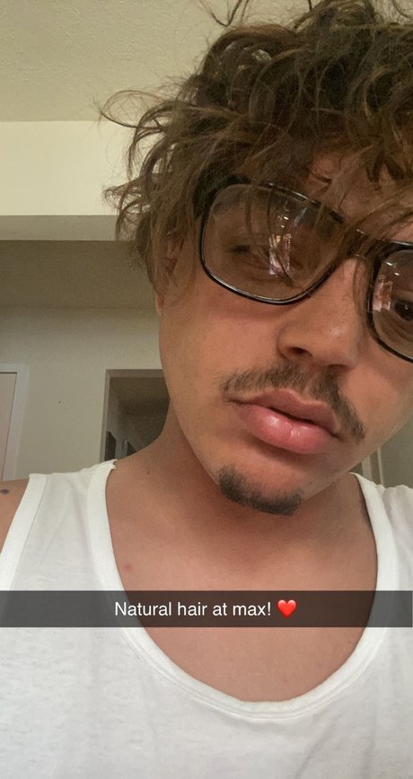 Luis Melendez Oliveras star pornographic pictures