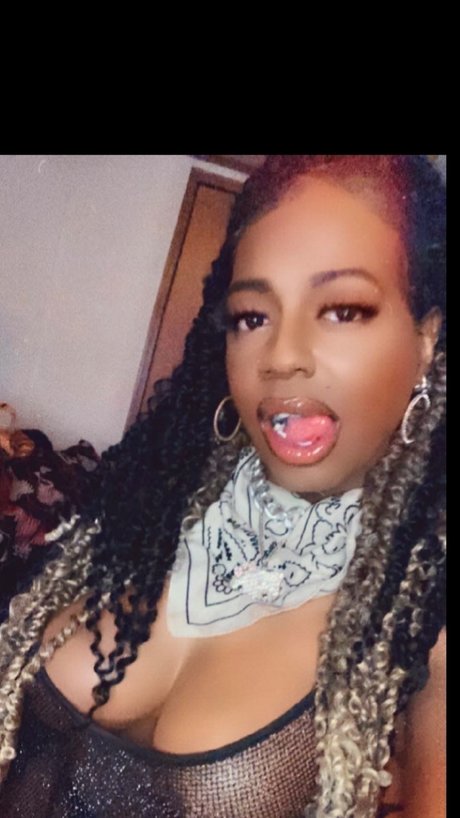 Meaty Lewinsky adult model photos