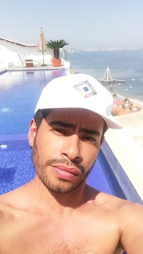 M A T E O nudes model archive