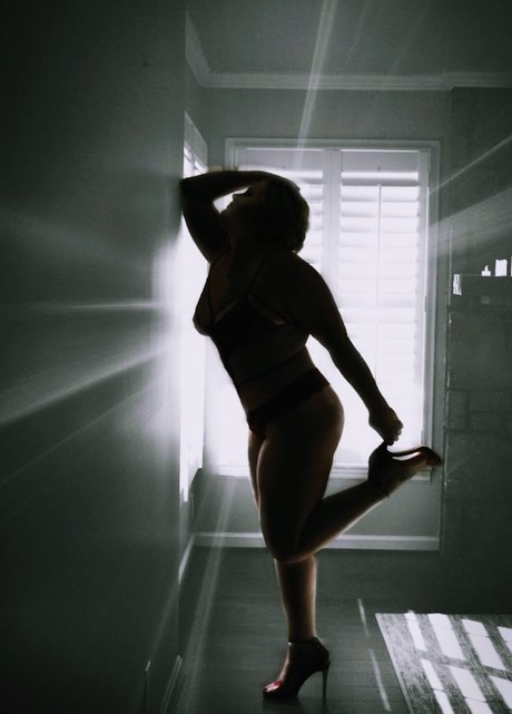 _MaskedBooty model hot images