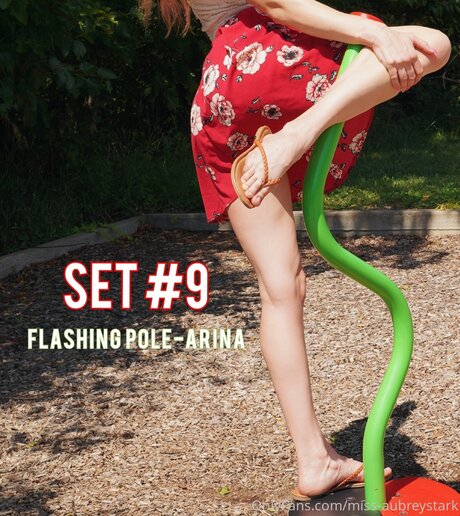 mom daughter onlyfans hot porn pics