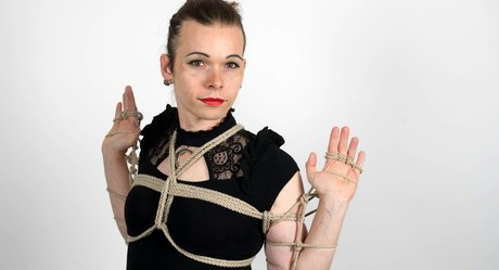 Miri Mayhem art actress photo