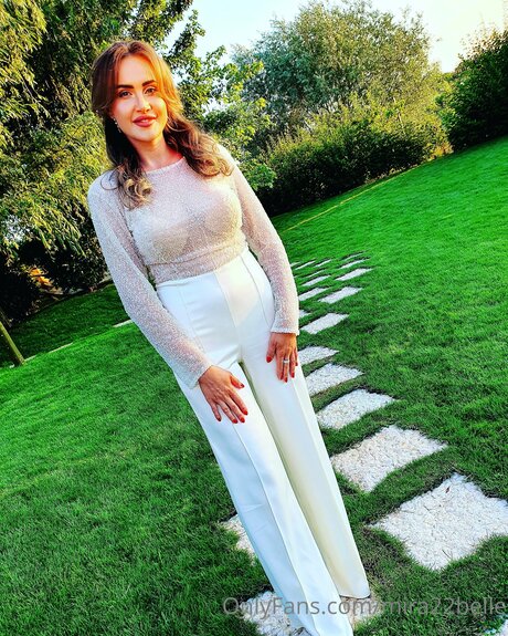 mira22belle pornstar erotic photos