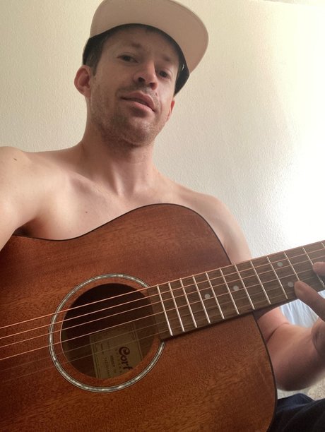 Kyle Torrez star free photo