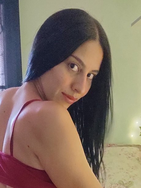 Milly Love model sexy img