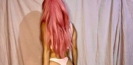 Mia Zhizah sex model galleries