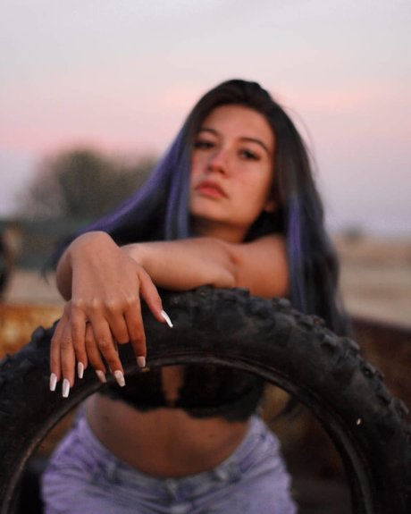 Mia Amoretti model top photos