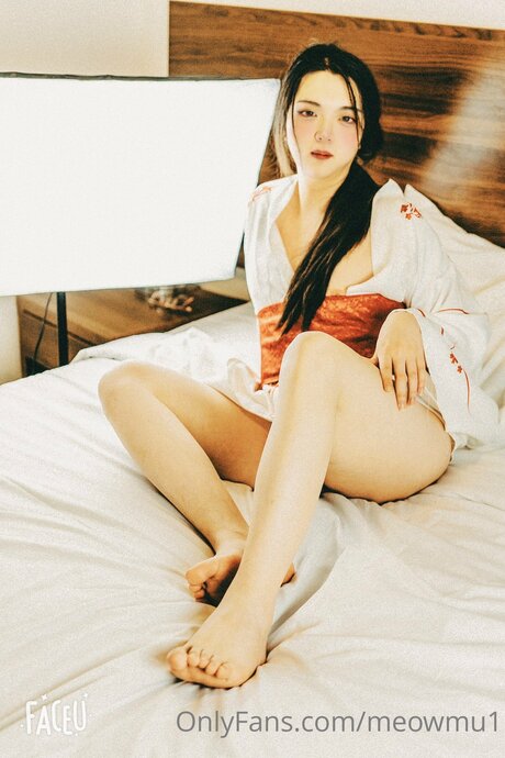 Ai SissyLunar beautiful pornstar image