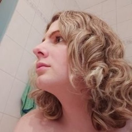 Roxie Roller perfect star archive