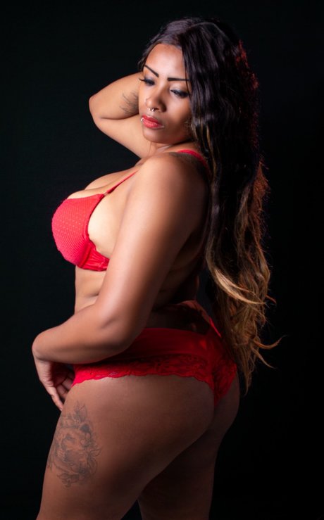 curvy nude onlyfans art naked picture