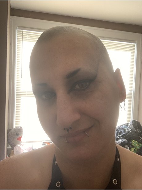 Dementra free actress photo