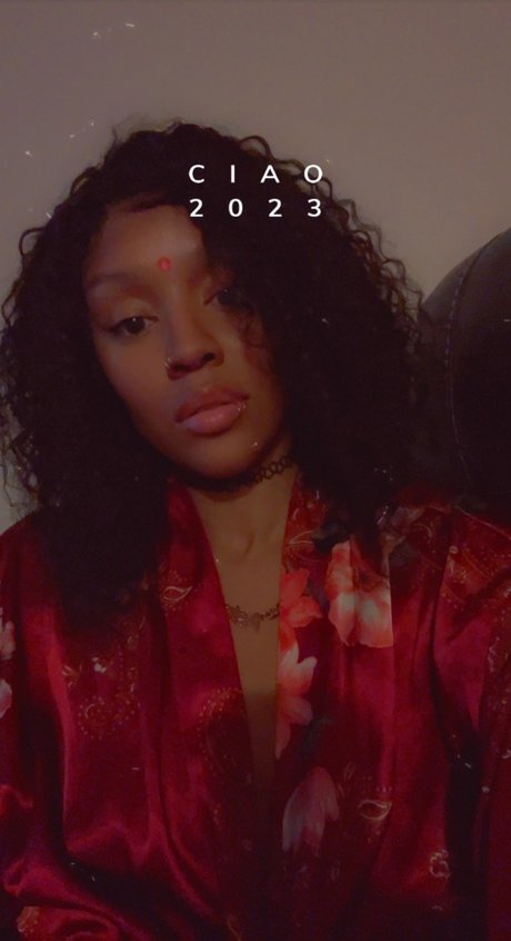 Molly Rain star adult photos