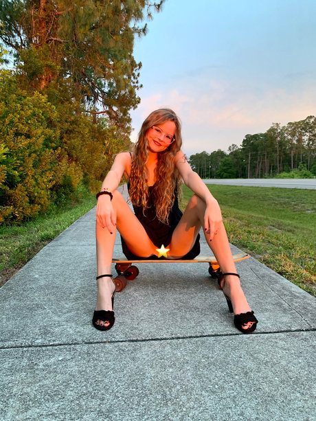 Molly s FREE Page_ star pornographic picture