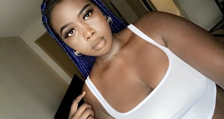 Cosmic shawty pornstar nude photos