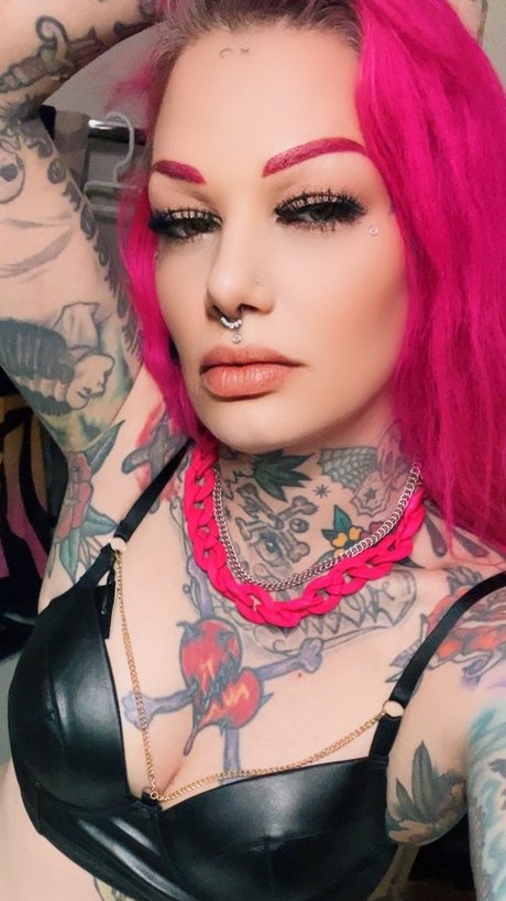 Miss Sinner perfect model galleries