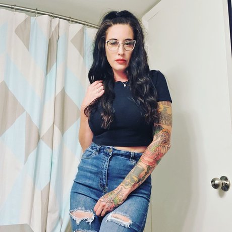 Miss Mimi best model image