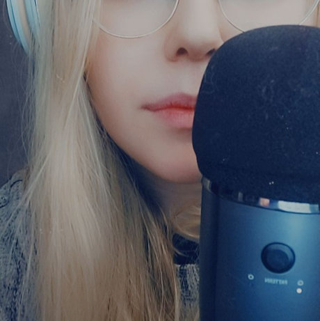 Miss Eliza nudes actress image