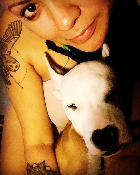 Naia star naked photos